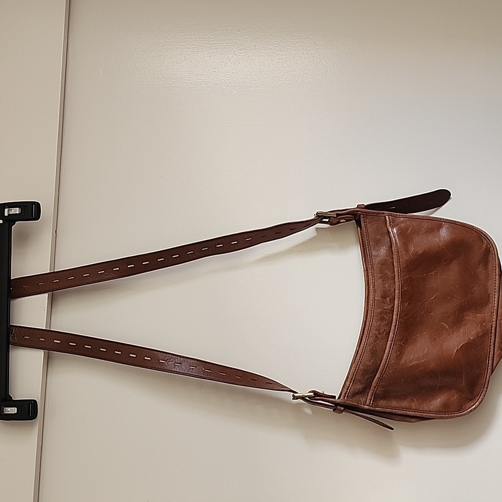 HOBO Vintage Grunge Distressed Rich Brown 100% Genuine Leather Shoulder Bag - Picture 2 of 14